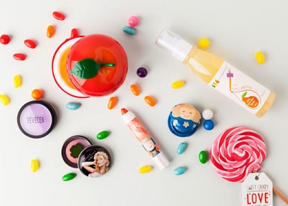 Cosmetics retail sales grew